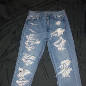 American eagle mom jeans